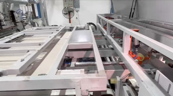 Buy 4X10 Short Cycle Melamine Impregnated Paper Laminating Hot Press Machine online manufacture